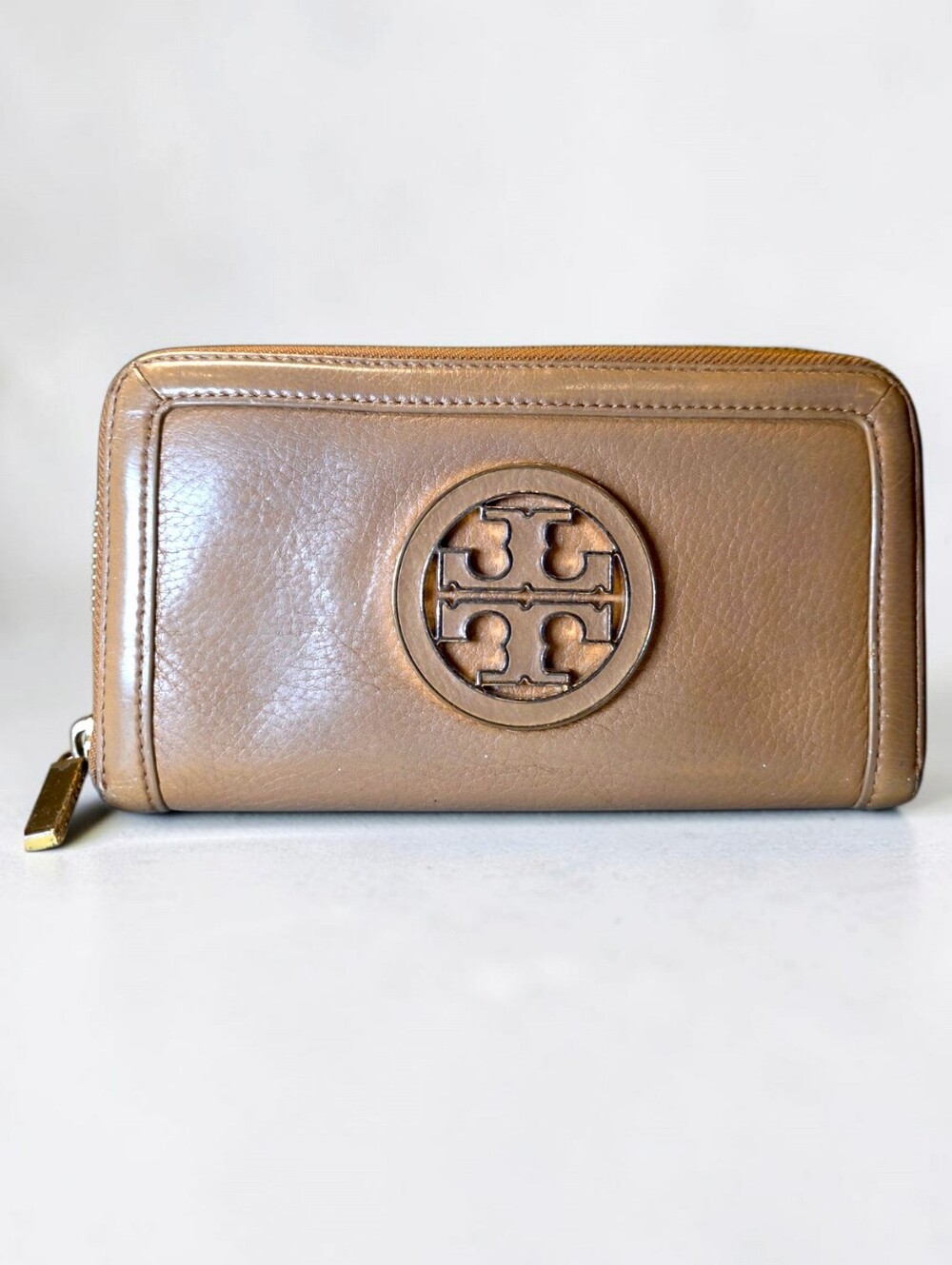 Tory Burch Chestnut Logo Zip-Around Leather Wallet